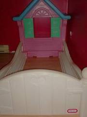 Little Tikes Cozy Cottage Girls' Toddler Bed